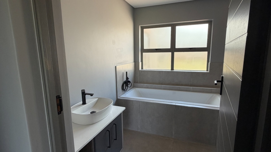  Bedroom Property for Sale in Vyfhoek A H North West